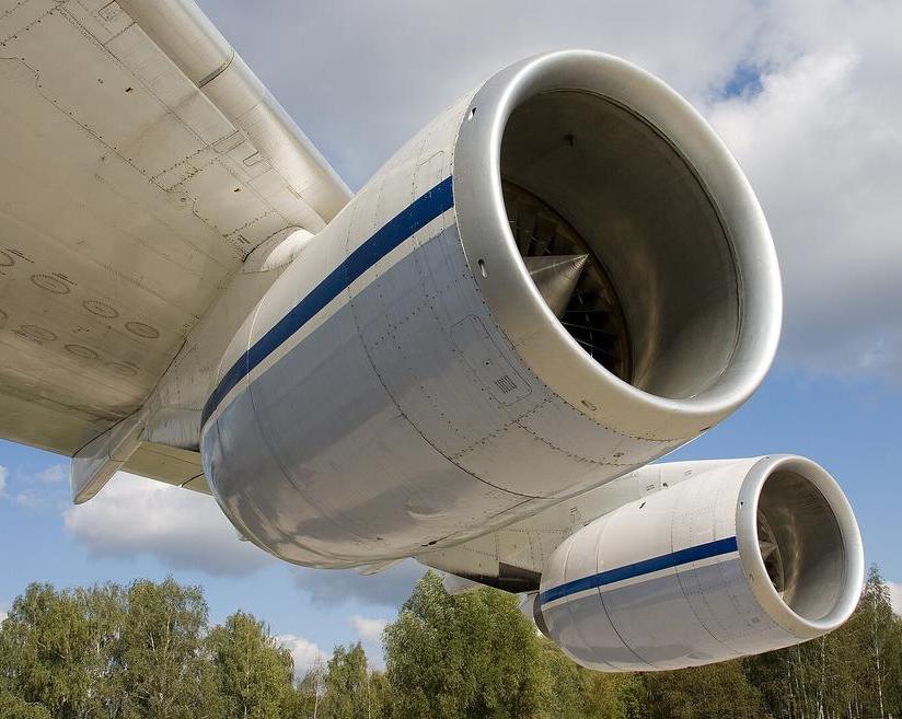 Советский авиагигант, удививший мир: история достижений и катастроф Ан-124 «Руслан» / Авто и транспорт / iXBT Live